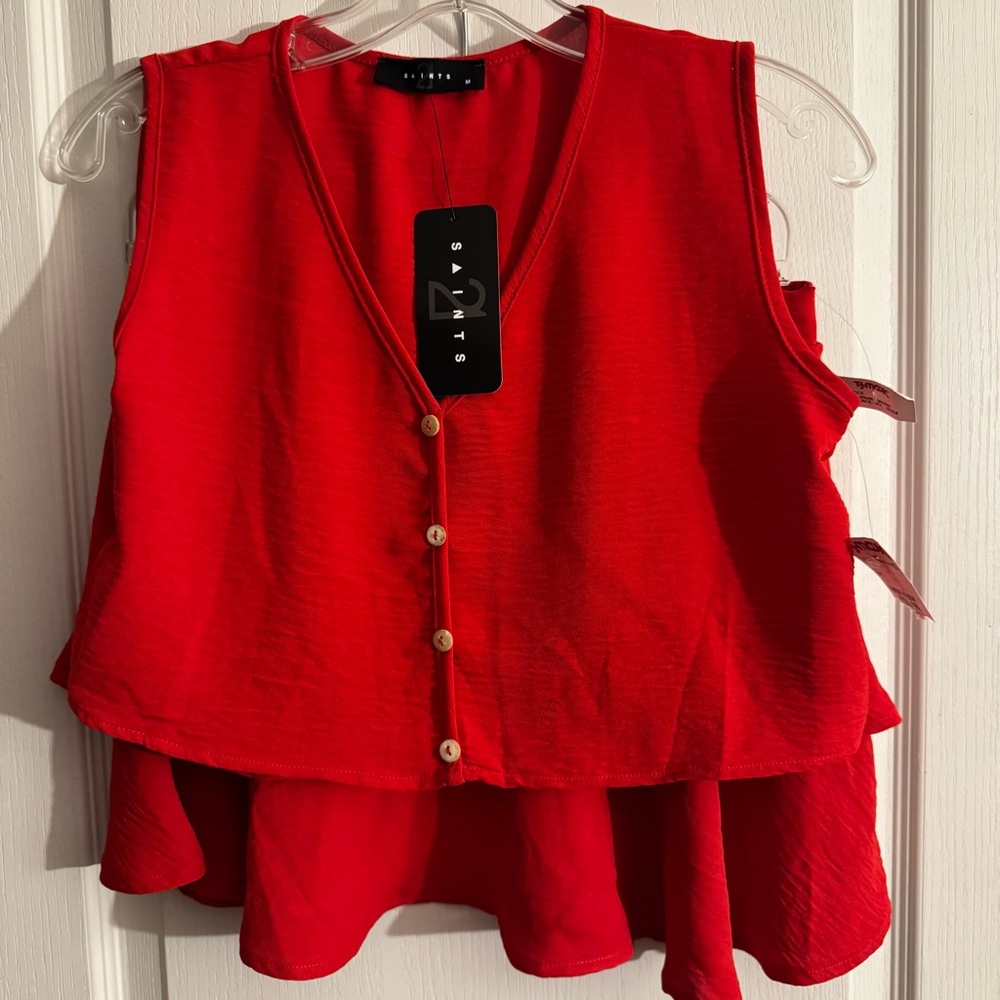 NWT 21 Saints Vibrant Red Sleeveless Top and skirt set.